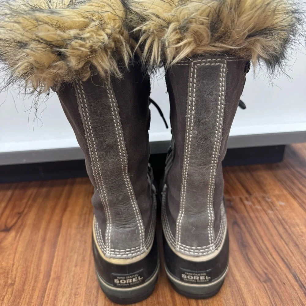 Sorel Women's NL1540 Fur Joan of Arctic Leather Waterproof Winter Boots Size 7